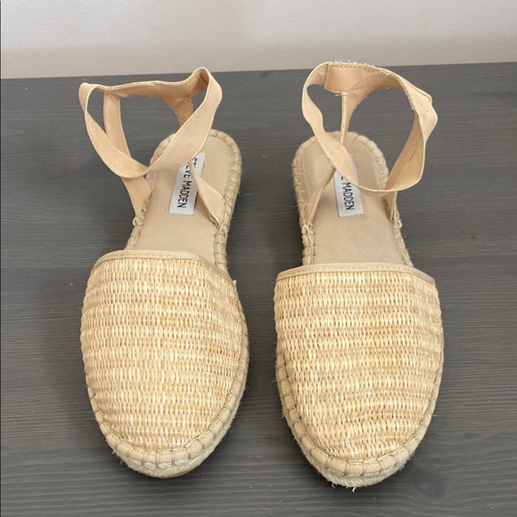 STEVE MADDEN Merlene Ankle Strap Slip On Espadrille In Natural Raffia Size 9 - Picture 3 of 12